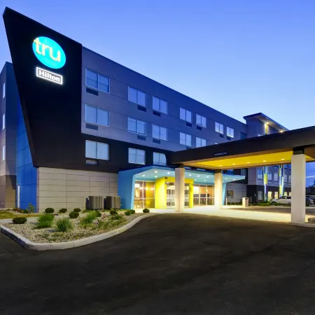 Tru by Hilton Fort Wayne North