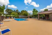 Red Roof Inn Hardeeville - parcheggio