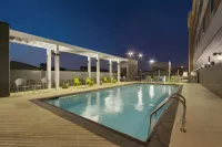 Home2 Suites by Hilton Houston Stafford - Pools