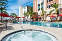Hampton Inn & Suites Clearwater Beach - Hot Tub