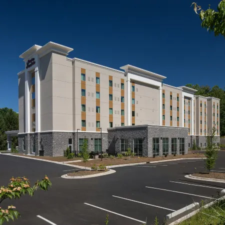 Hampton Inn & Suites Asheville Biltmore Village
