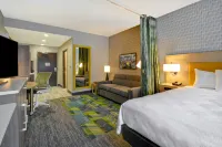 Home2 Suites by Hilton Taylor Detroit - Parking