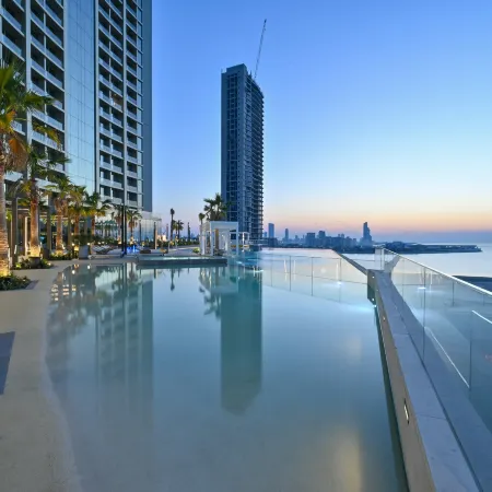 Onyx Arjaan by Rotana