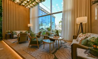 Onyx Arjaan by Rotana