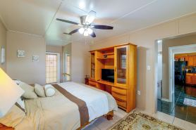 Lakefront Retreat on Lake Ariana w/ EV Charger