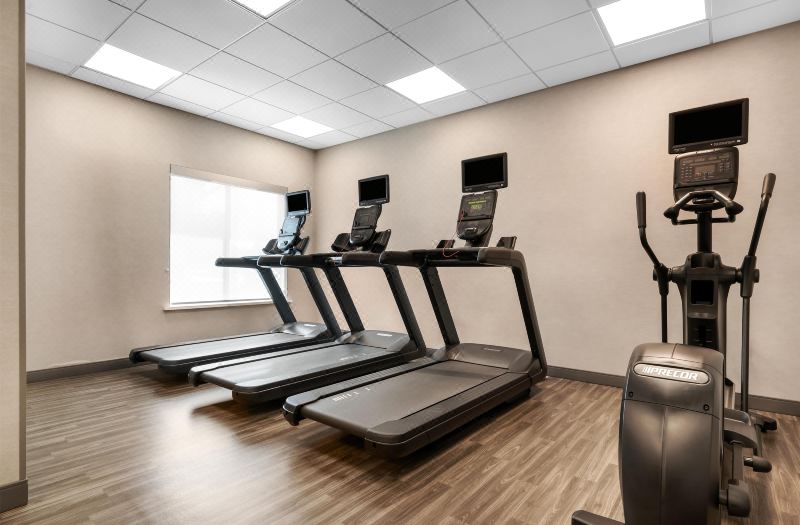 Hampton Inn by Hilton Nashville Airport Century Place photo 3