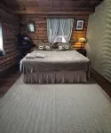 Log Cabin in the Field - 3-Star