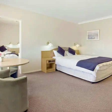 Bega Village Motor Inn