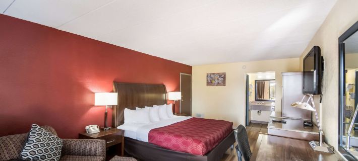 Econo Lodge Kearney - Liberty Hotels in Clay County