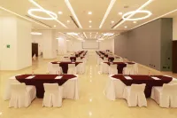Holiday Inn & Suites Puerto Vallarta Marina & Golf