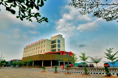 Grand Master Hotel Purwodadi Hotels near GUBUK ASMORO