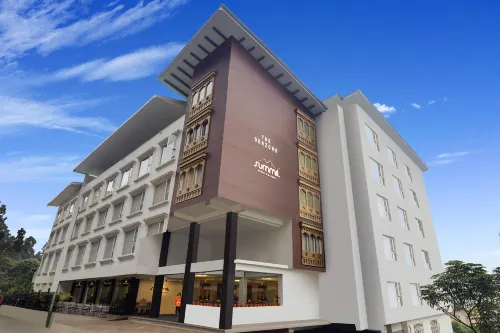 Summit Denzong Hotel & Spa