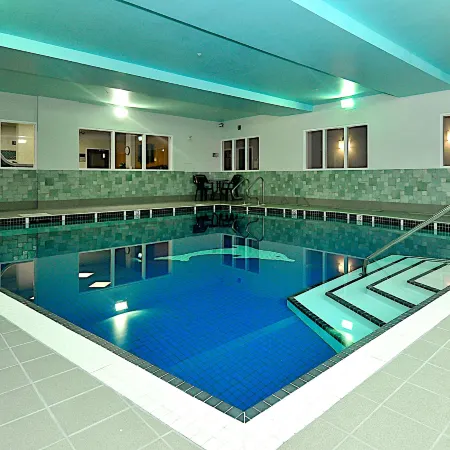 Hampton Inn & Suites by Hilton Calgary-Airport