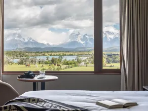 Río Serrano Hotel + Spa