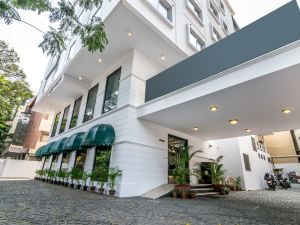 Octave Hotel - Double Road