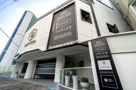 Busan Songjeong Brooks Hotel
