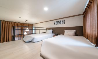 Hotel Hue Loft