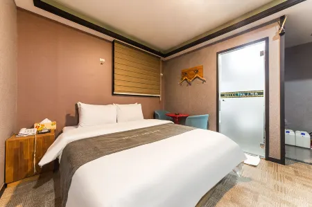 Hwaseong Ritz Hotel Отели в г. Хвасон