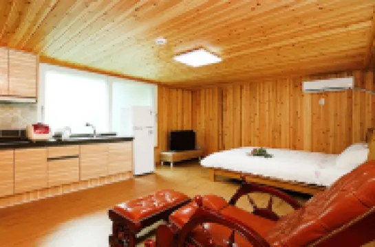 Boeun Sanmorange Pension Hotels in 