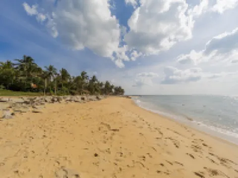 亞什休息旅館 尼甘布酒店