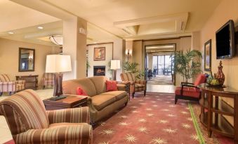 Holiday Inn Express & Suites Yuma