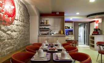 Timhotel Odessa Montparnasse