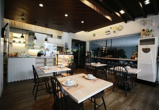 4. 라 벨라 부티크..