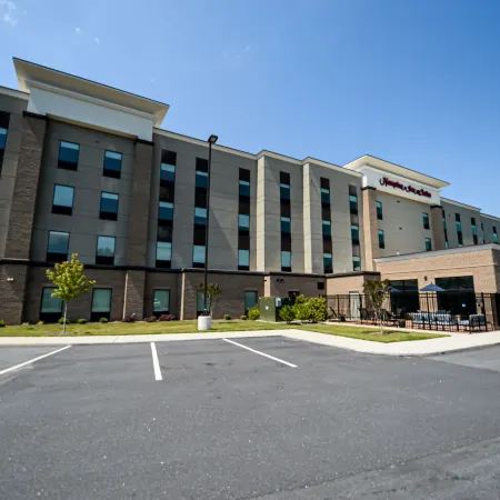 Hampton Inn & Suites by Hilton Lenoir