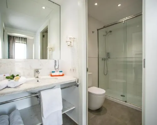 Ona Living Barcelona Zimmer Photos