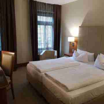 Hotel Am Blauen Wunder Rooms