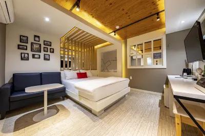 Gyeongsan Plus Oncheon Hoteles cerca de Universidad Yeungnam