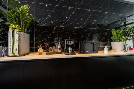 Siheung Hotel Elysium Отели в г. Сихын