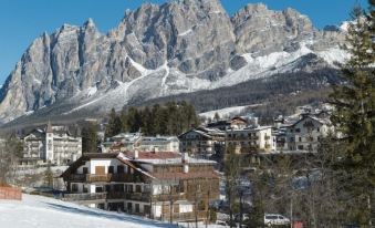 Villa Casanova - Stayincortina