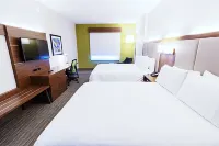 Holiday Inn Express & Suites Crestview South I-10