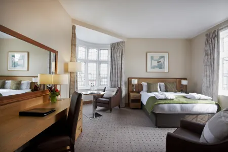The Crown London, WorldHotels Distinctive