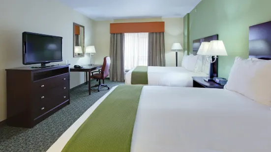 Holiday Inn Express & Suites Covington