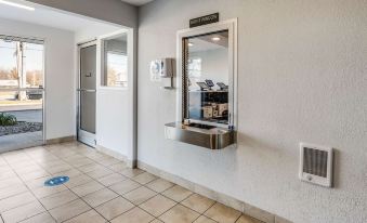 Motel 6 Fort Wayne, IN