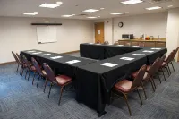 Holiday Inn Express & Suites Chanhassen Hotels in Chaska