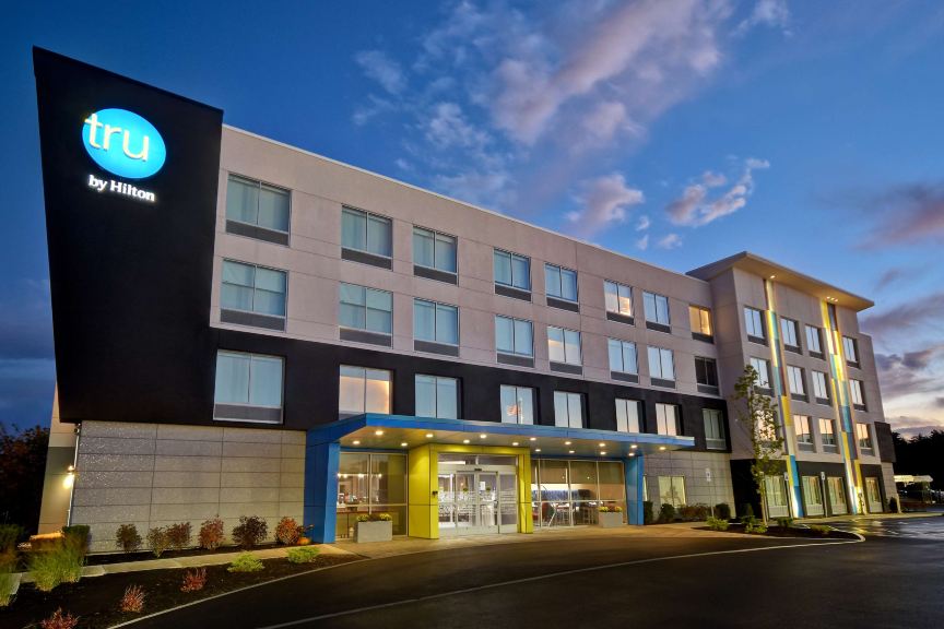 Tru by Hilton Concord