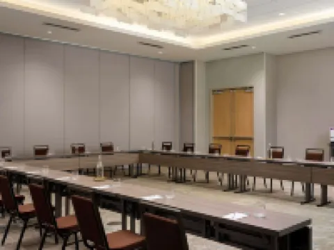 格瑞普凡恩銀湖路口希爾頓花園酒店 格雷普韋恩酒店