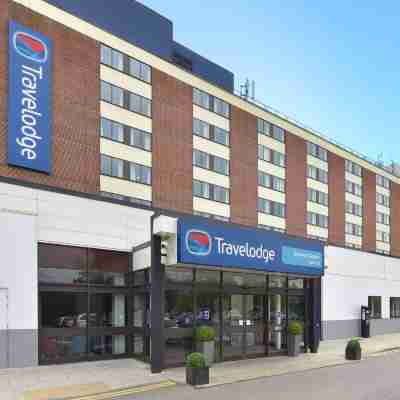 Travelodge Gatwick Airport Central Hotel Exterior