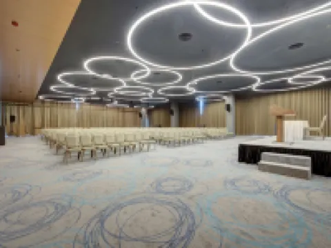 ダブルツリー バイ ヒルトン アダナ アダナのホテル