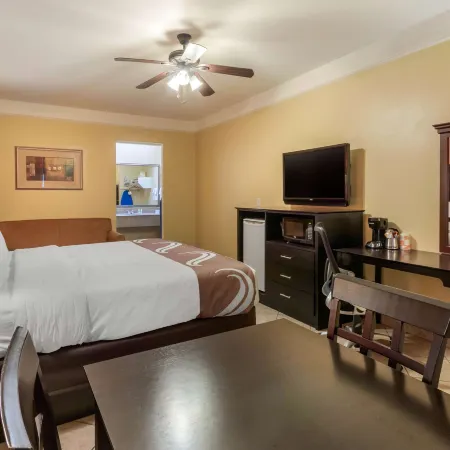 Quality Inn & Suites at the Outlets Mercedes-Weslaco