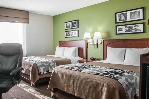 Sleep Inn & Suites Conference Center and Water Park - Hot Tub