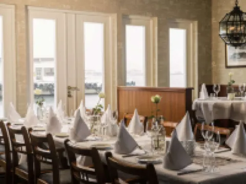 Quality Hotel Florø Hotels in Florø