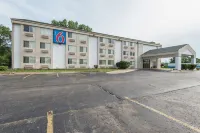 Motel 6 Lawrence, KS - 2 Sao