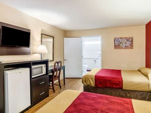 Econo Lodge East Staunton