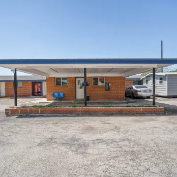 OYO Hotel Luling TX Downtown I-10/US-90 Отели в г. Лулинг