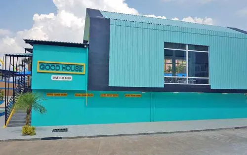 River Walk Boja - BSB City (Urban Camp) Hotel di Boja