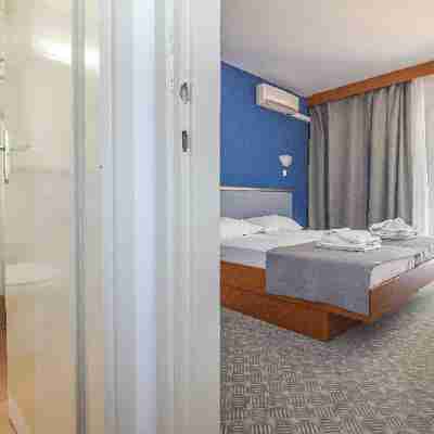 Hotel Lumbarda Rooms
